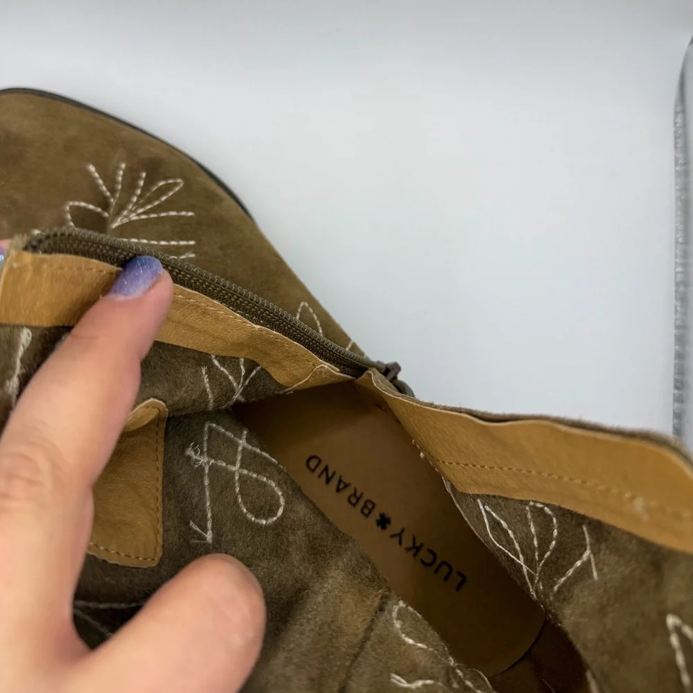 Lucky Brand Women's Floriniah Ankle Boot Pointed Toe Western Ankle Booties - Picture 10 of 12